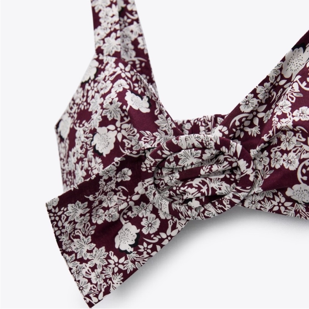 Zara Buckle floral crop top - Picture 3 of 7